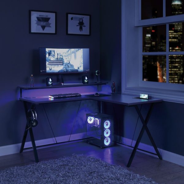 Organized Gaming Desk